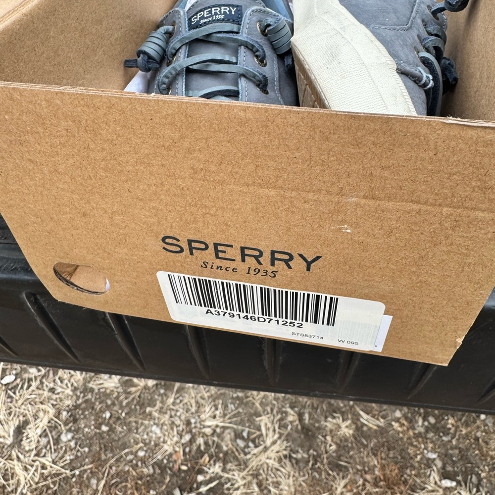 Sperry Women's Gray Boat Shoes - Picture 6 of 6
